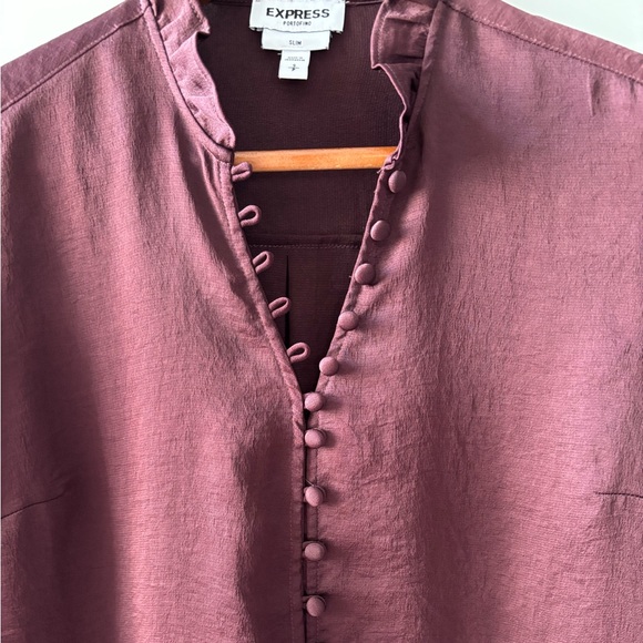 🟡Express Portofino Slim Fit Button Down Blouse - Picture 3 of 8